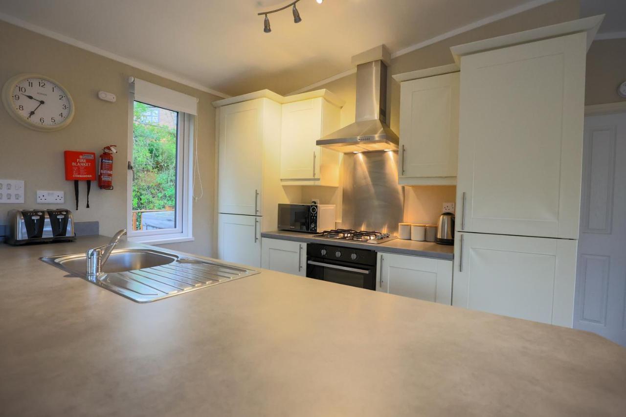 Charming Copse Corner Lodge - Spa Resort - Devon Chudleigh Kültér fotó